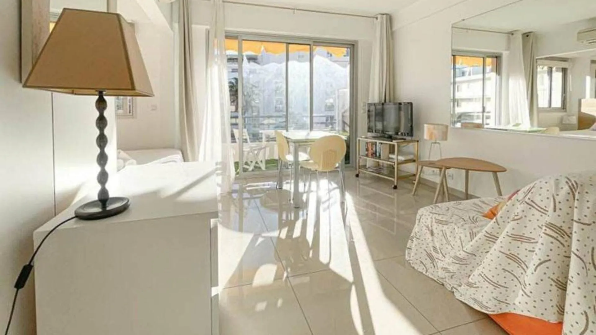 Apartmán Le Rouaze Studio - Proche Carlton Et Martinez - Ideal Congres - Wifi Clim Cannes